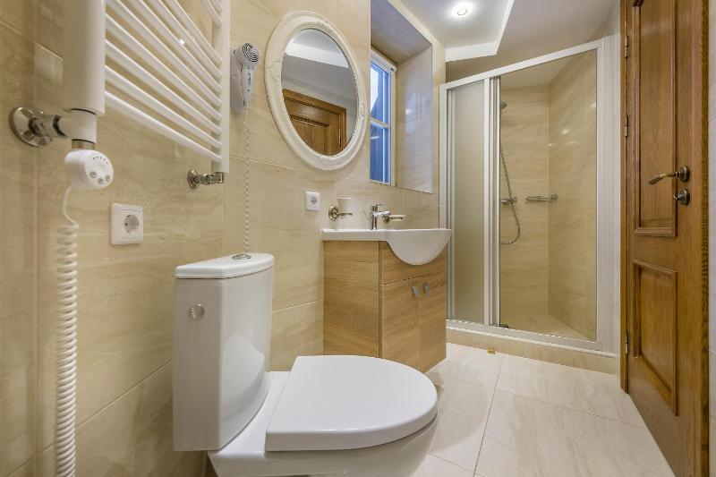 Mini Suite image 3