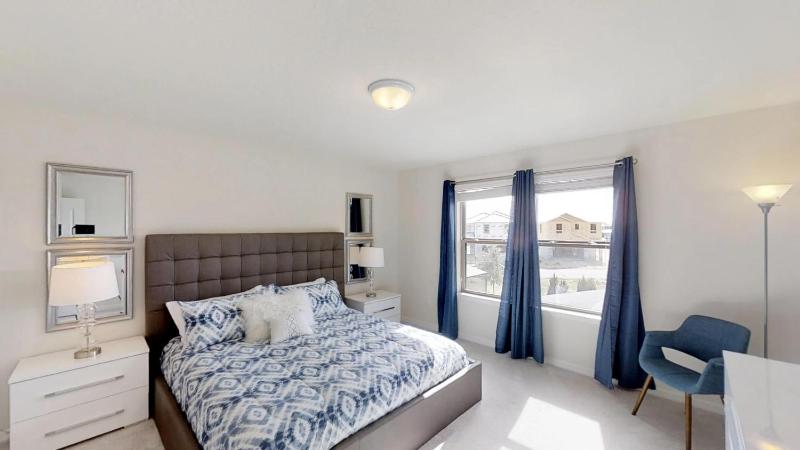 Five-Bedroom House image 3