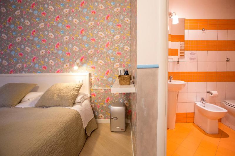 Triple Room image 3