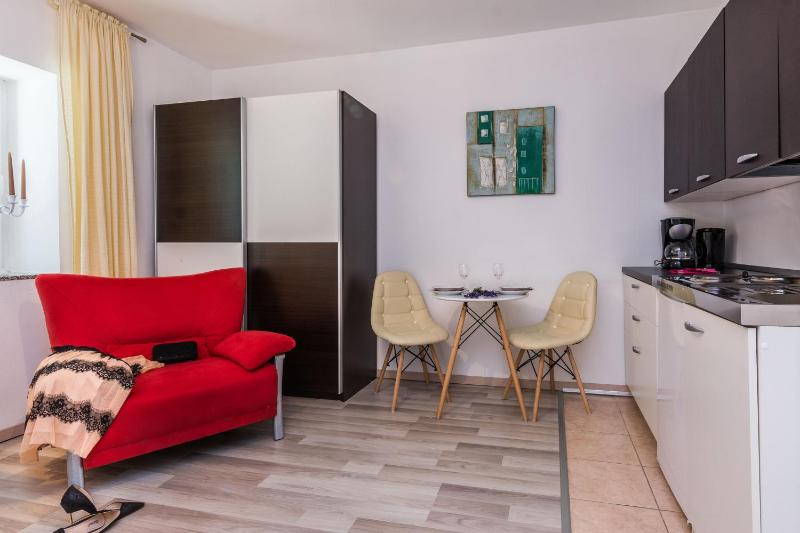 Apartments Marina - image 11