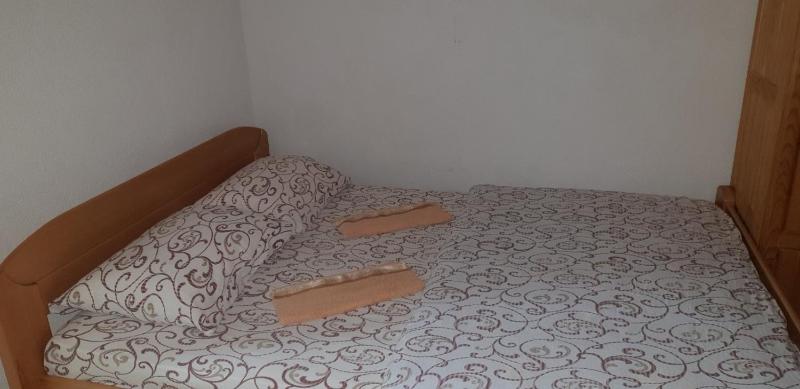 Queen Room with Two Queen Beds image 3
