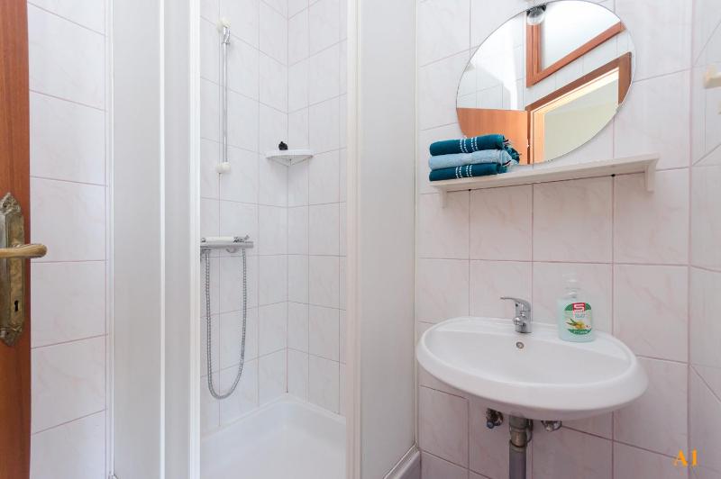 One-Bedroom Apartment with Balcony image 2