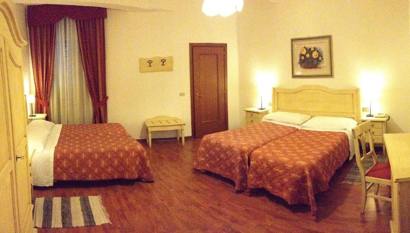 Hotel Umbria - image 48