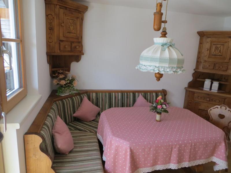 Deluxe One-Bedroom Apartment with Balcony  image 4