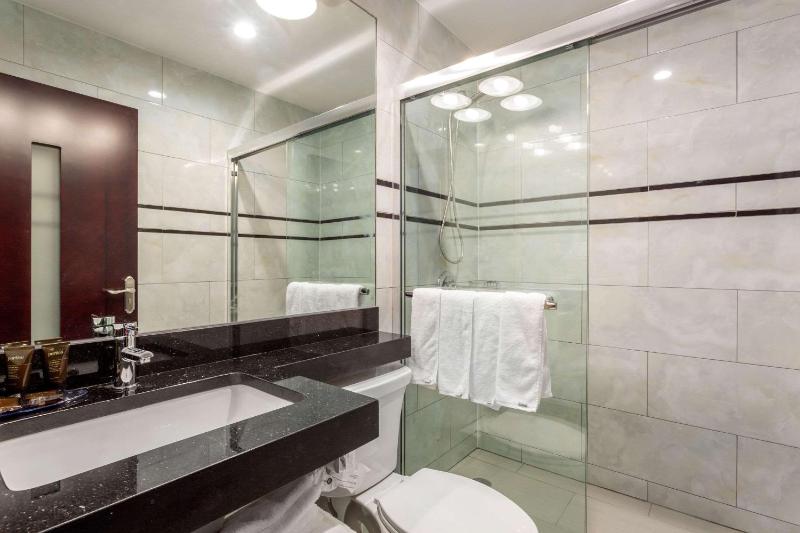 Double Room with Two Double Beds - Non-Smoking image 2