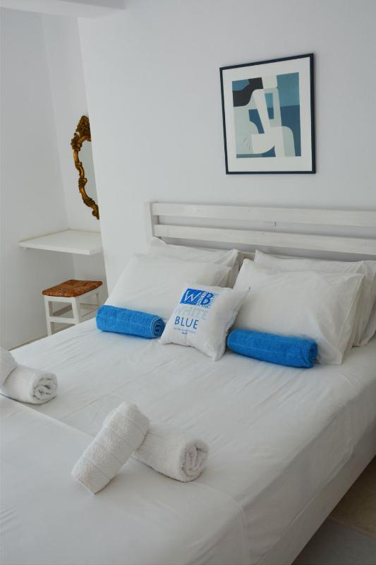 White Blue Houses & Apartments Paros - image 18