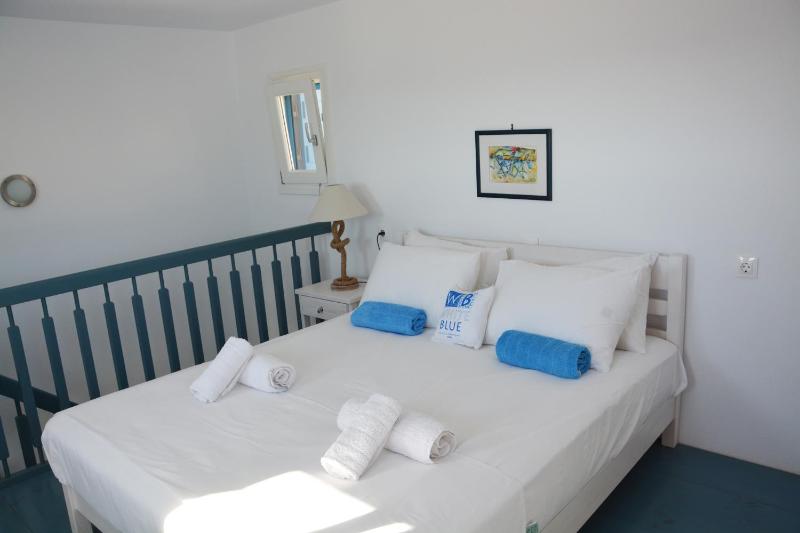 White Blue Houses & Apartments Paros - image 7