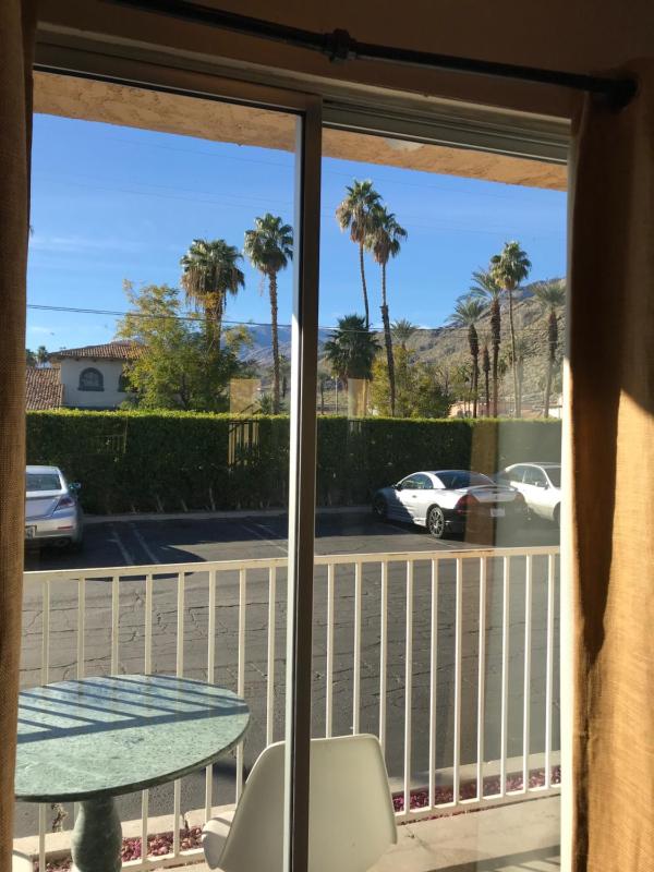 Delos Reyes Palm Springs - image 33