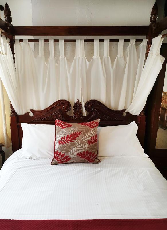 King Room image 4