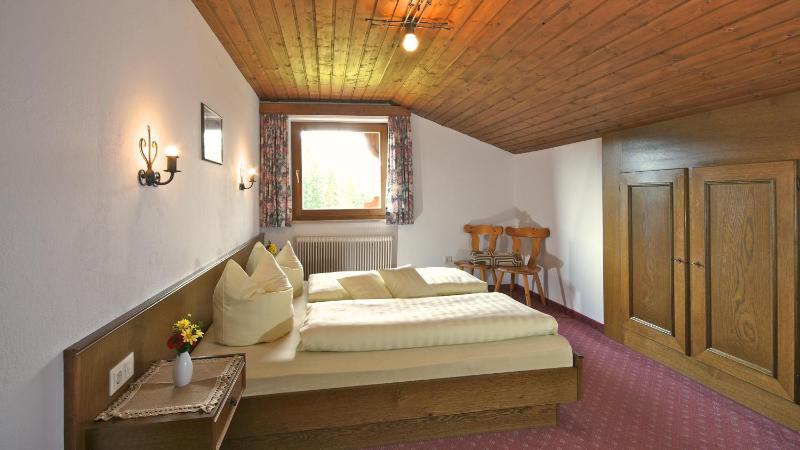 One-Bedroom Apartment with Balcony image 2