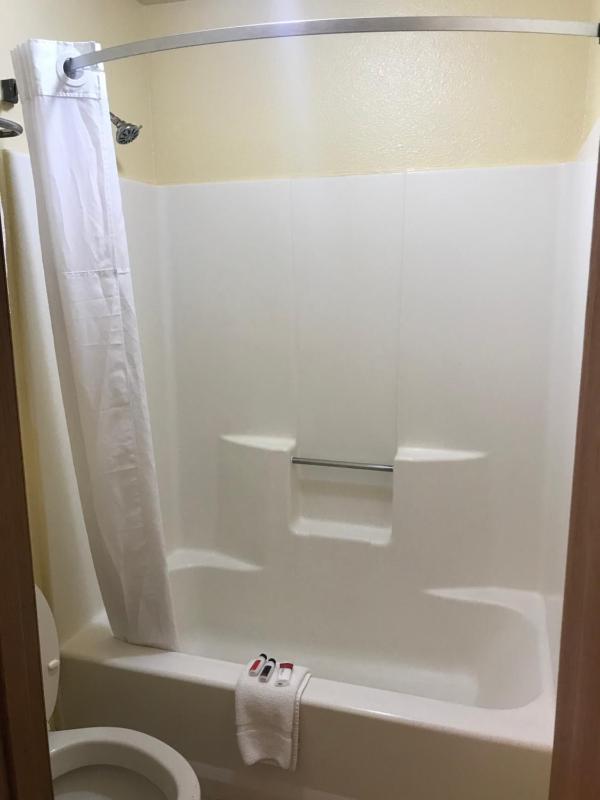 King Room - Non-Smoking image 2