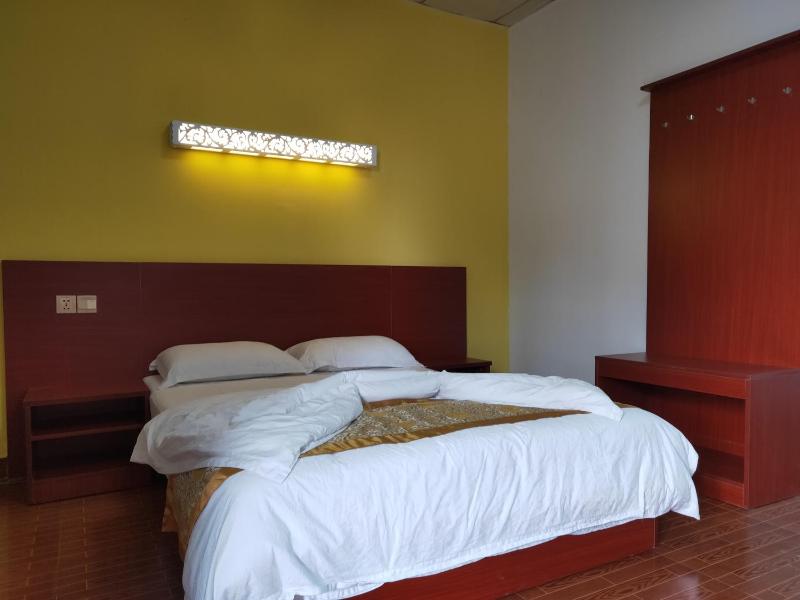 CHONG TI HOTEL - image 1