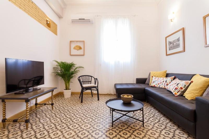 Apartamento moderno centro Sevilla - image 3