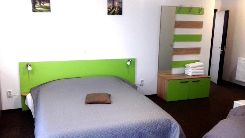 Deluxe Family Suite image 4
