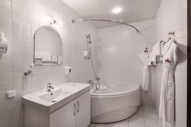 Junior Suite image 2