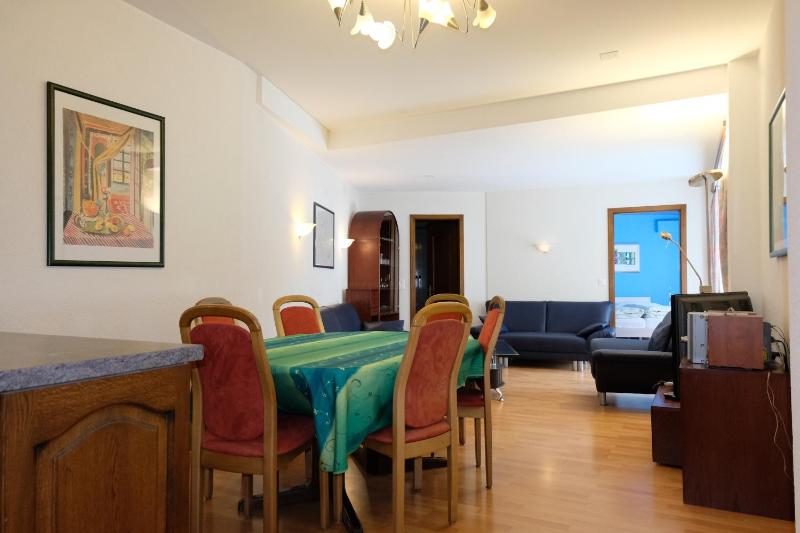 Three-Bedroom Apartment with Matterhorn View image 2
