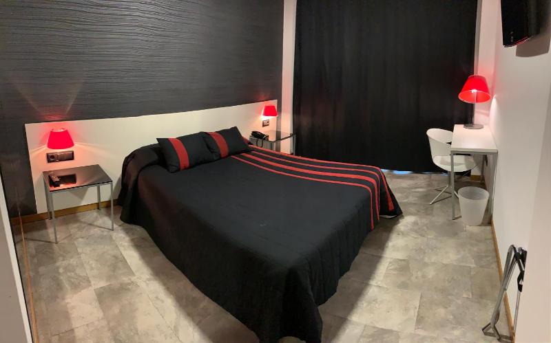 Double Room image 1