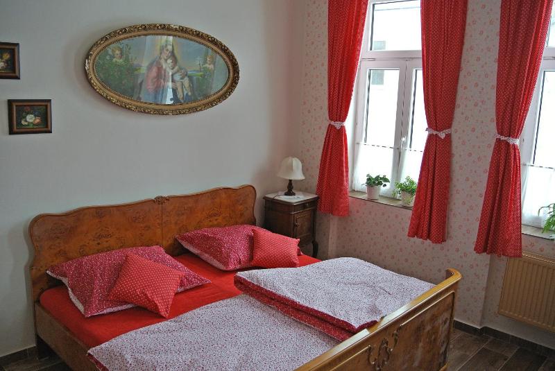 Deluxe Double Room with Shower image 1