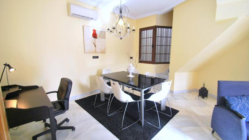 Living-Sevilla Apartments San Lorenzo - image 6