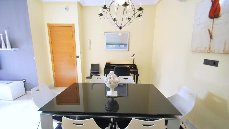 Living-Sevilla Apartments San Lorenzo - image 3