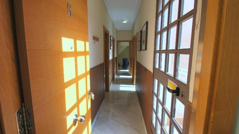 Living-Sevilla Apartments San Lorenzo - image 9