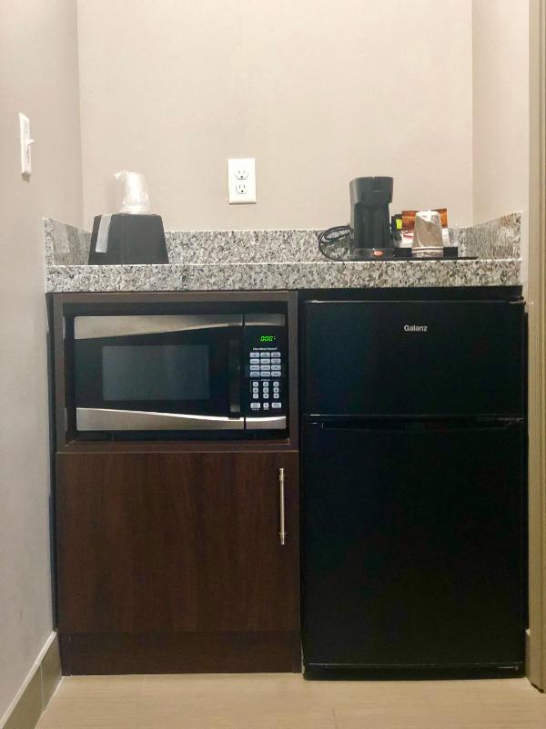 Deluxe Single Room image 3
