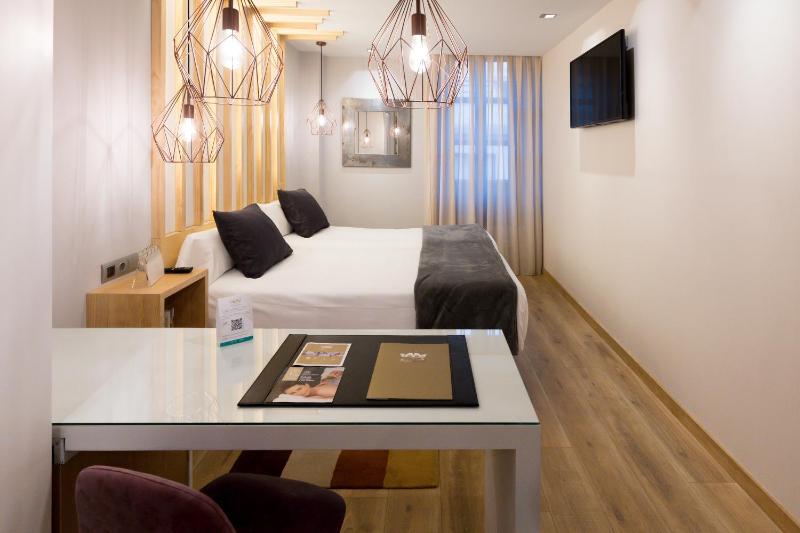 Double or Twin Room image 1