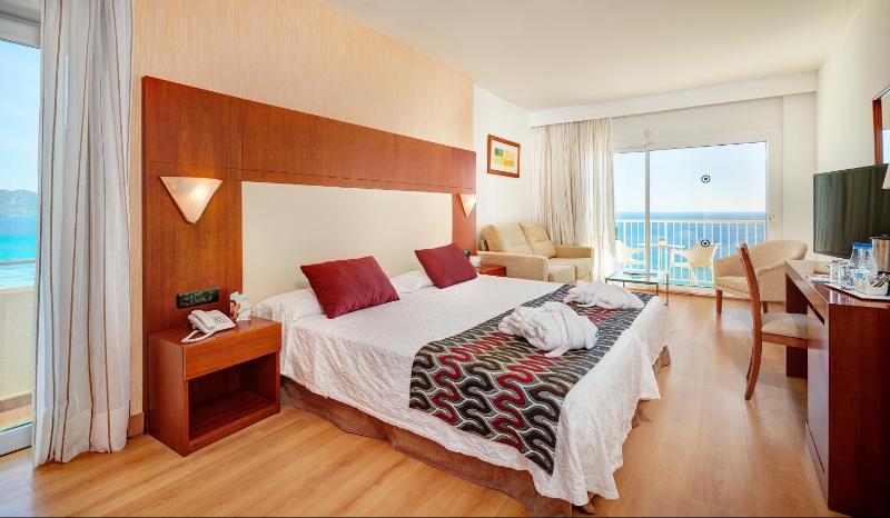 Junior Suite with Sea View image 1