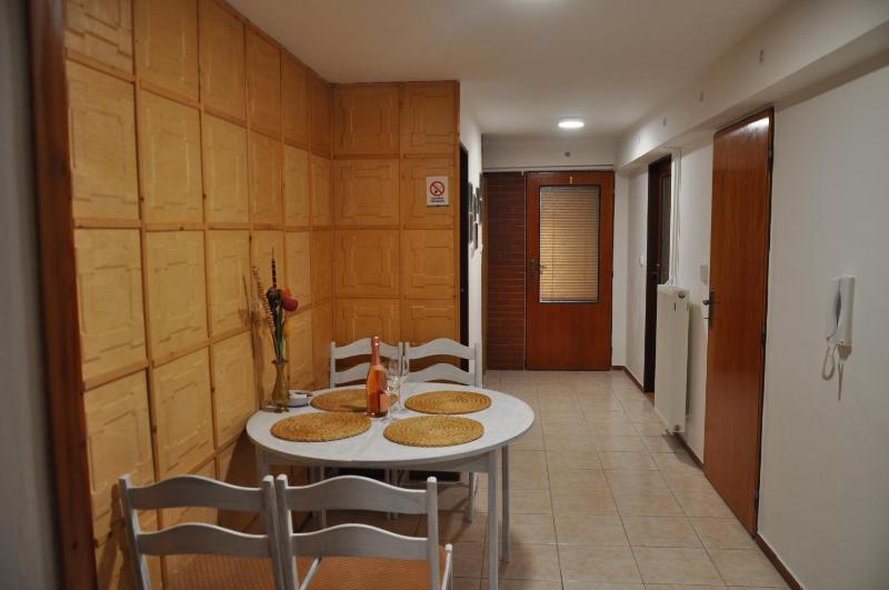 Triple Room with Garden View image 2