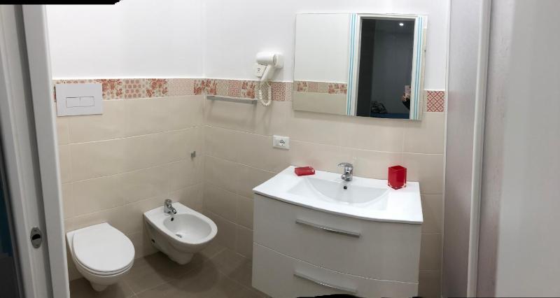 EXCLUSIVE HOME - image 15