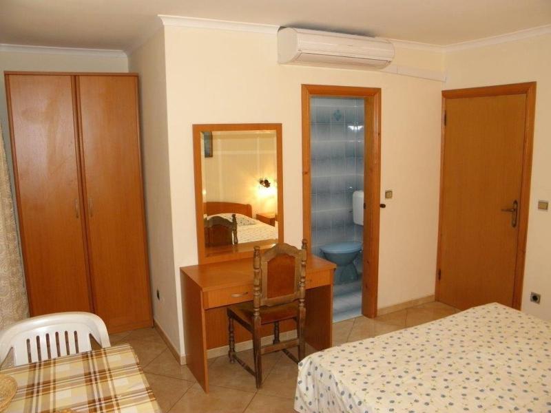 Apartment in Orebic with Seaview Terrace Air condition WIFI (4669-2) - image 11