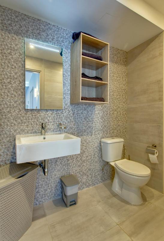 Chalet Apartments - image 15