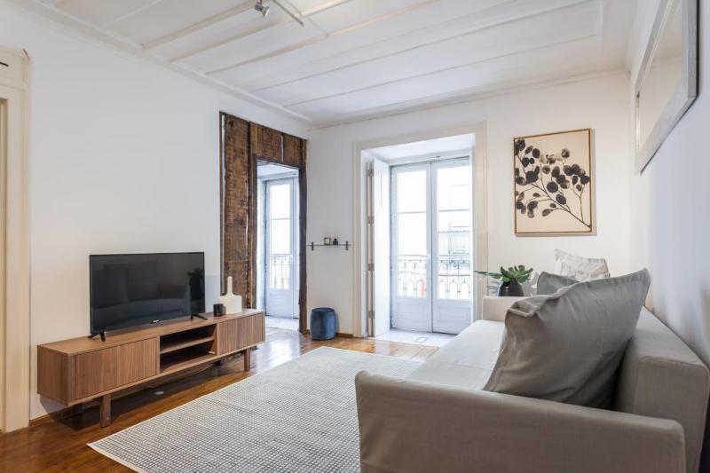 Living Bairro Alto II - image 9
