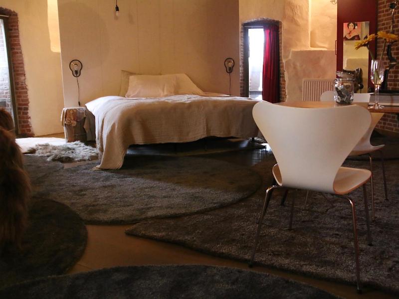 Deluxe Suite image 4