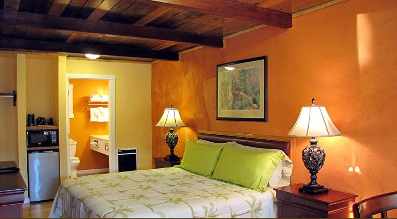 King Room image 2