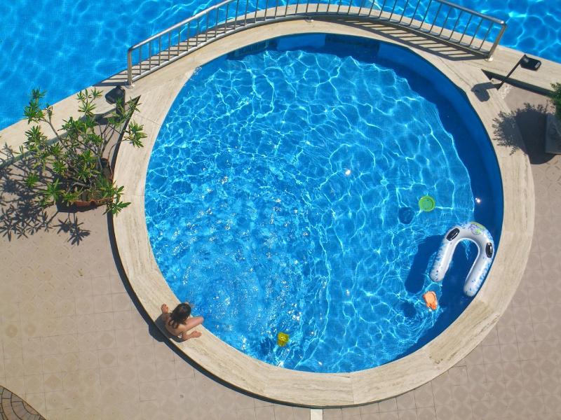 Double or Twin Room with Pool View image 3