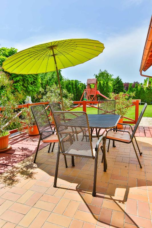 Family Apartment with Terrace image 2