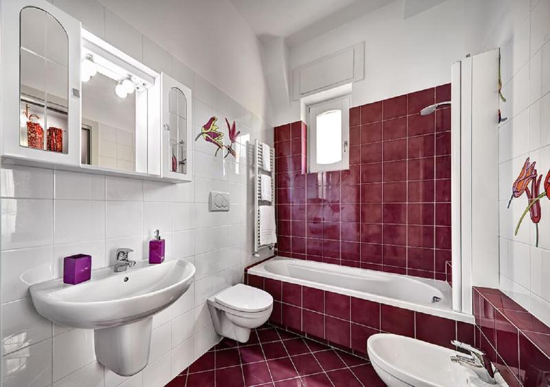Central apartment Stella House - image 11