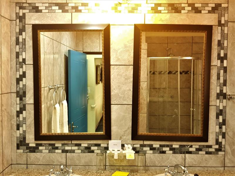 Constantia Manor Guest House - image 3