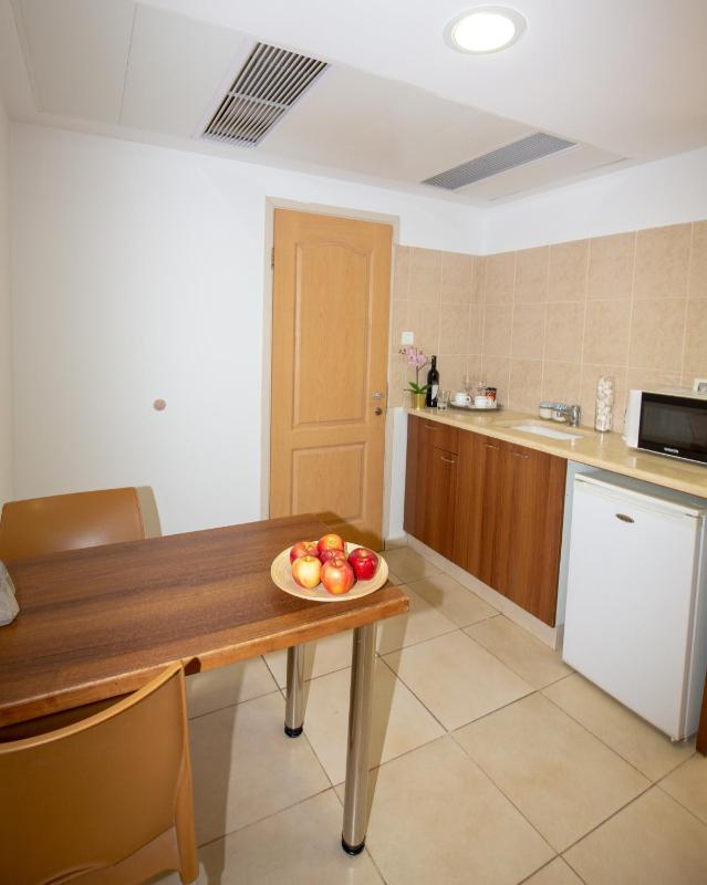 Motel Aviv - image 42