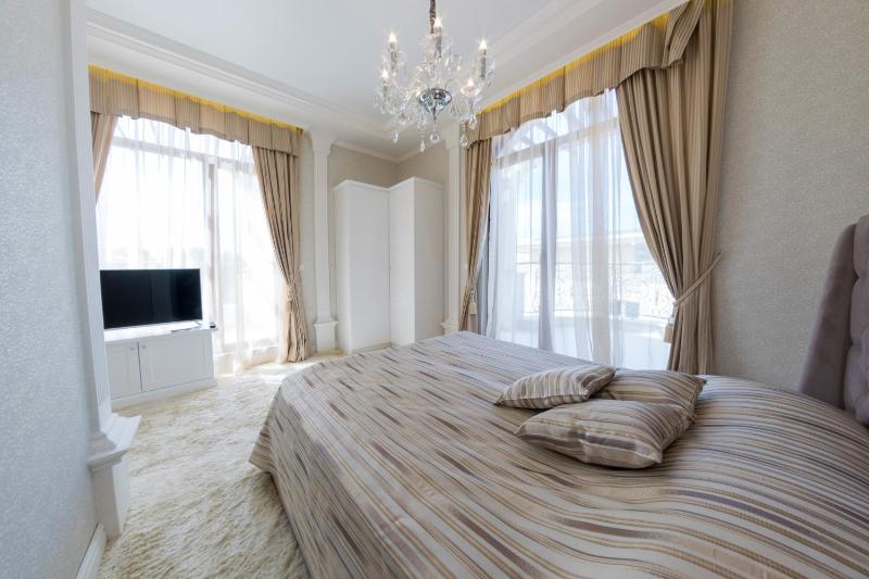 VIP Two-Bedroom Apartment image 4
