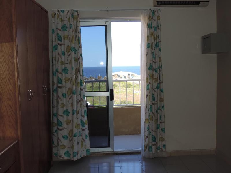 Apartment with Sea View image 2
