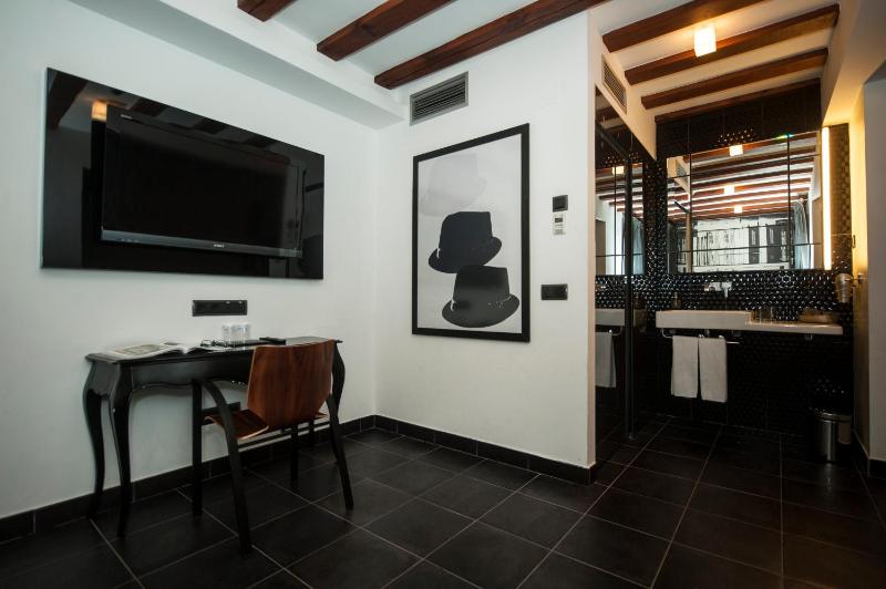 Junior Suite image 3