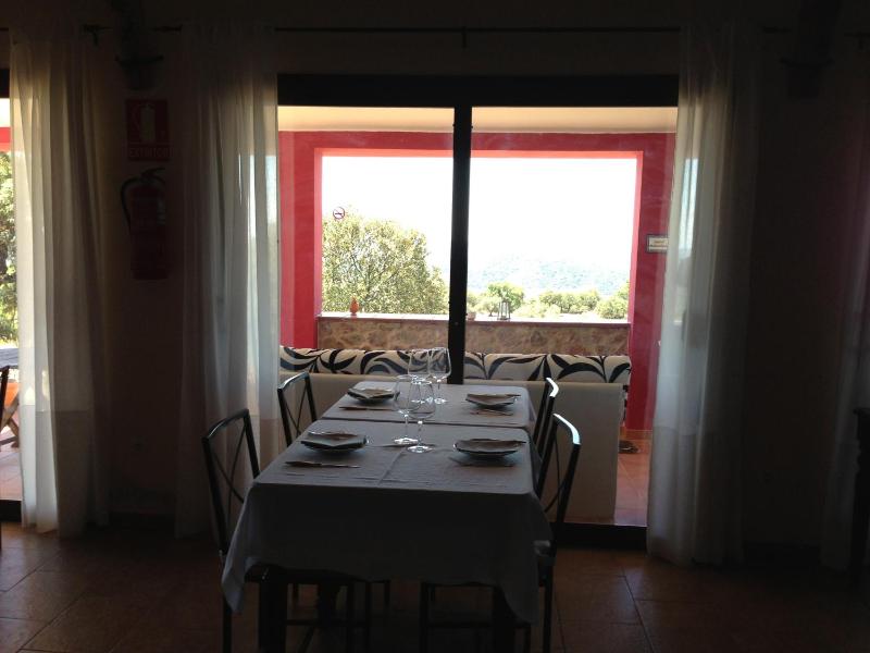 Double Room with Mountain View image 1