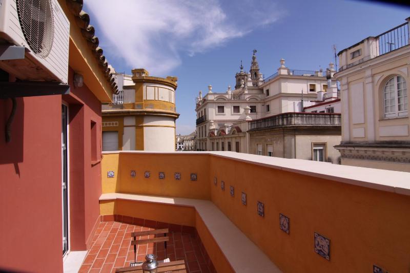 Living Sevilla Apartments Catedral - image 13