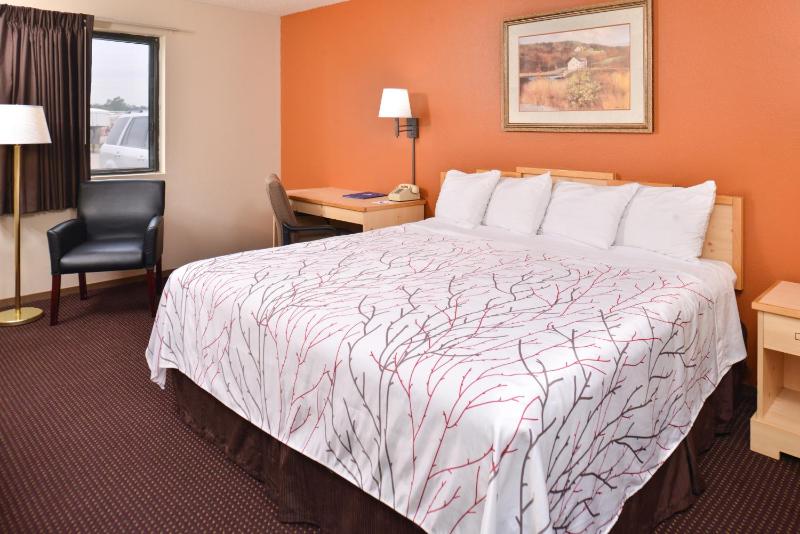 King Room image 4