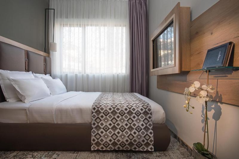 THE STAY Boutique Hotel Central Square by Aston - image 16
