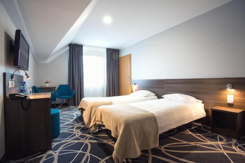 Double Room image 4