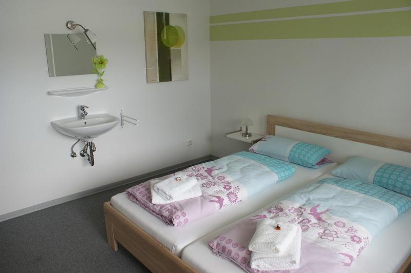 Ferienwohnungen Licher - image 2