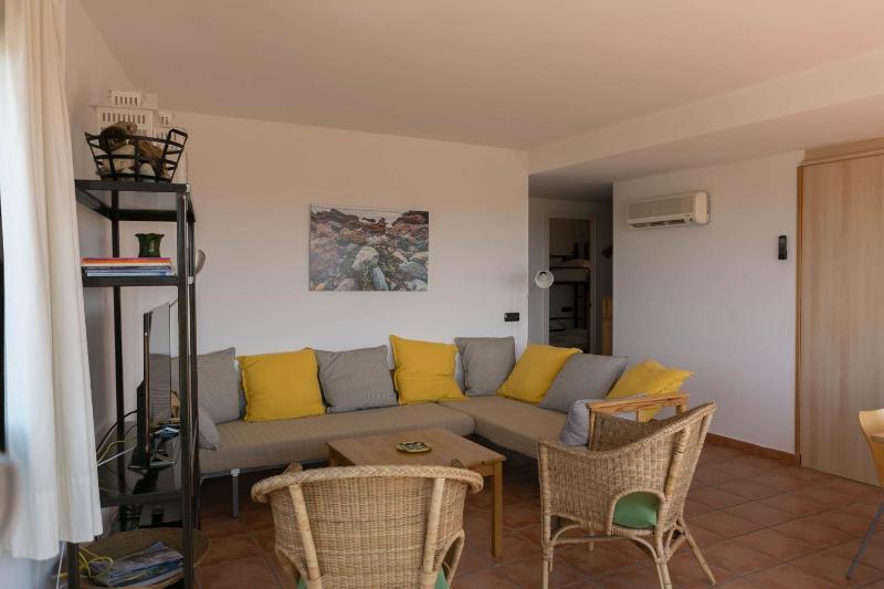 2 bedroom apartment in Begur center. Sea views terrace and pool Ref:H09 - image 18